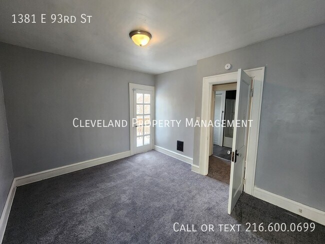 Building Photo - 1381 E 93rd St