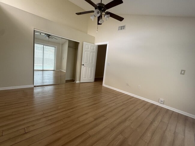 Building Photo - 5532 Golden Eagle Cir