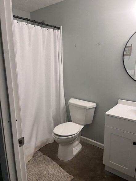 Building Photo - 769 Hardy Rd