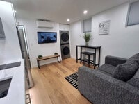 Building Photo - 17 Mt Pleasant Ave