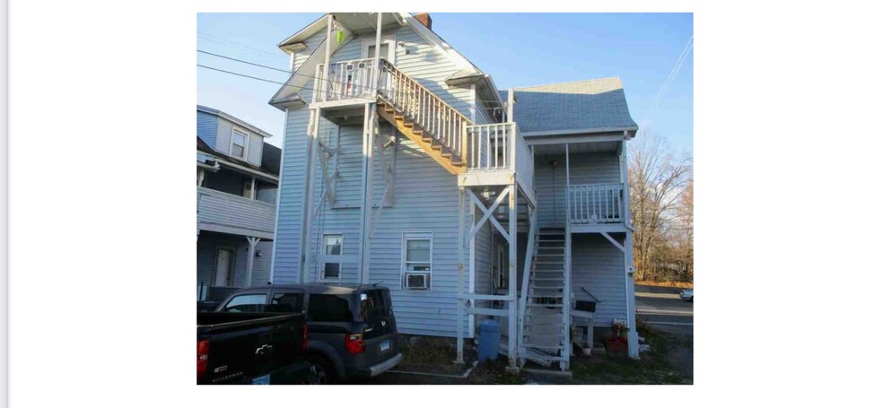 Primary Photo - 14 Diamond St