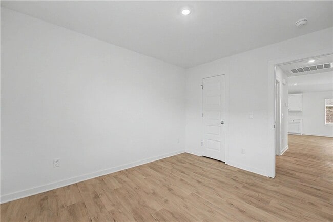 Building Photo - 541 Nevada St