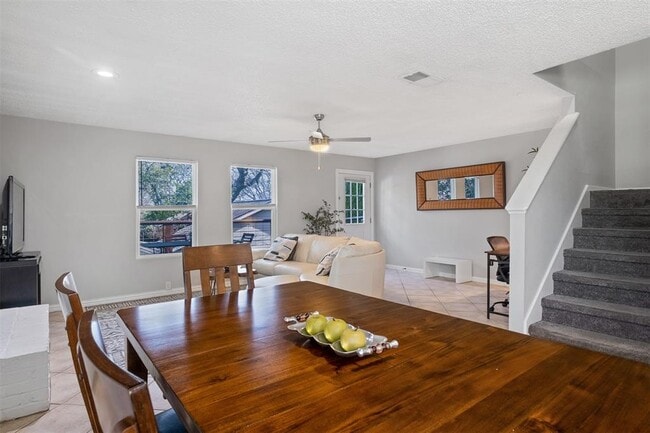 Building Photo - 3208 Twinberry Cove