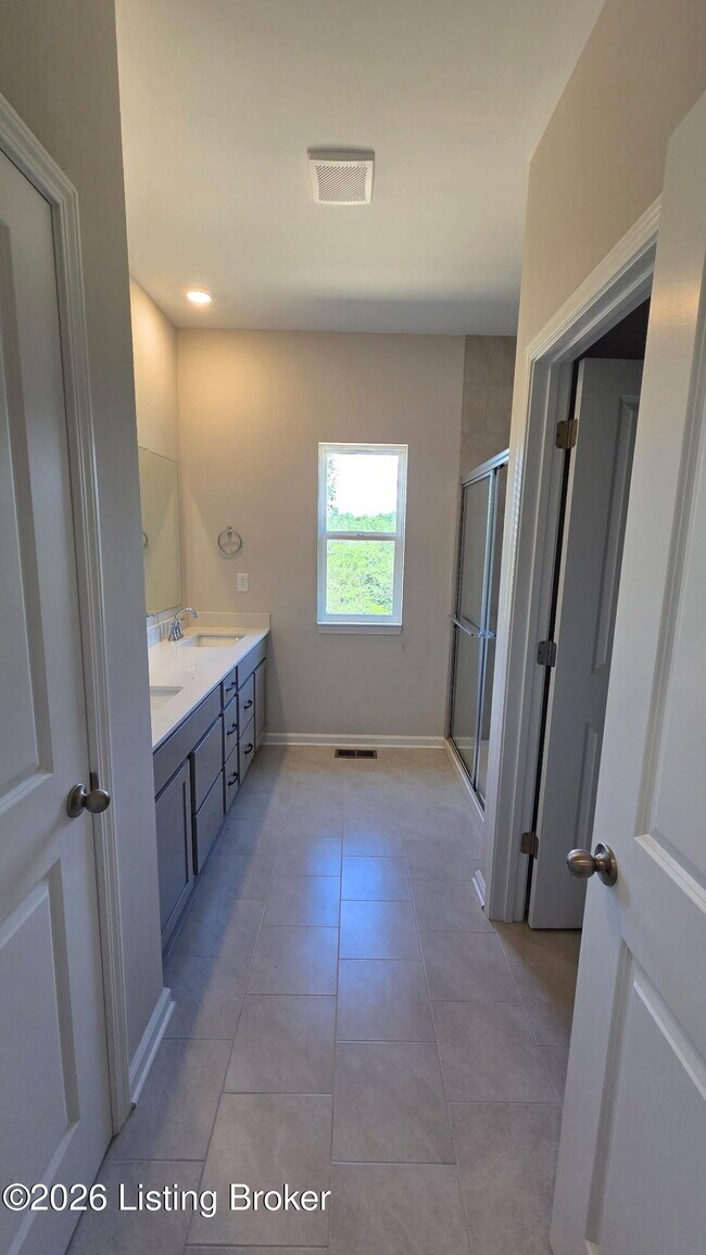 Building Photo - 18023 Ridgeline Pl