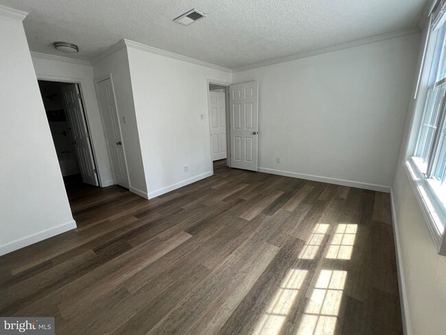 Building Photo - 1113 Huntmaster Terrace NE