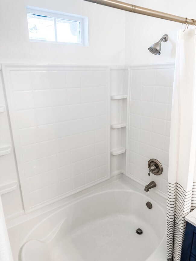 Building Photo - 2744 Crown Ridge Rd