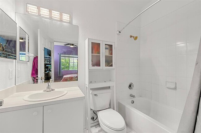 Building Photo - 5921 Riverside Ave