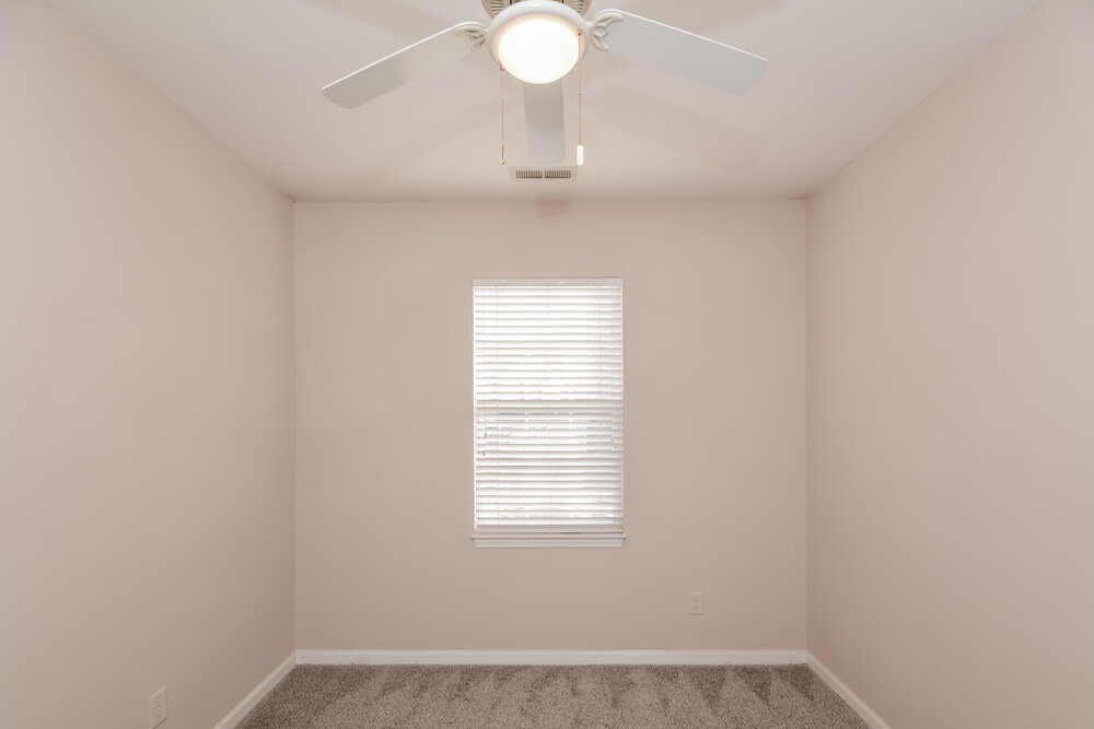 Building Photo - 648 Ashbrittle Dr