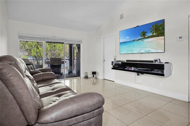 Building Photo - 9503 SW 140th Ct