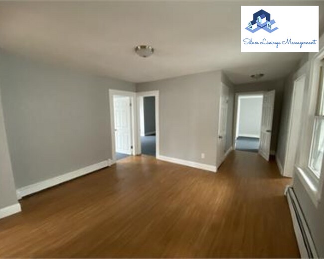 Building Photo - 206 Connors St