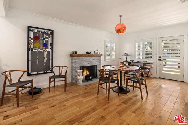 Building Photo - 6521 W 81st St