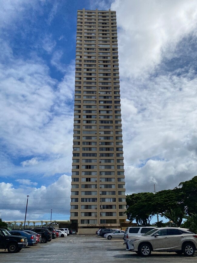 Building Photo - CPP 3102A