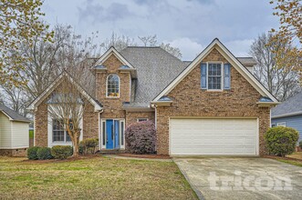 Building Photo - 1231 Brentwood Ct