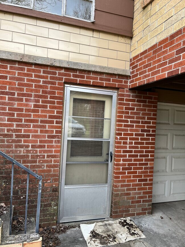 1203 Massey Tompkins Rd 1203 Massey Tompkins Rd Baytown TX 77521