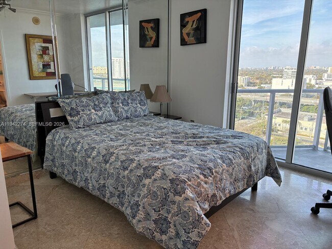 Building Photo - 185 SW 7th St