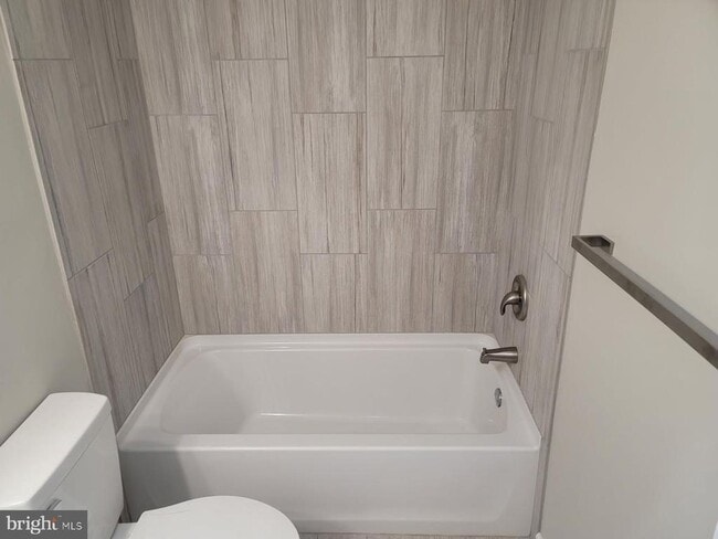 Building Photo - 22 Mimosa Ct