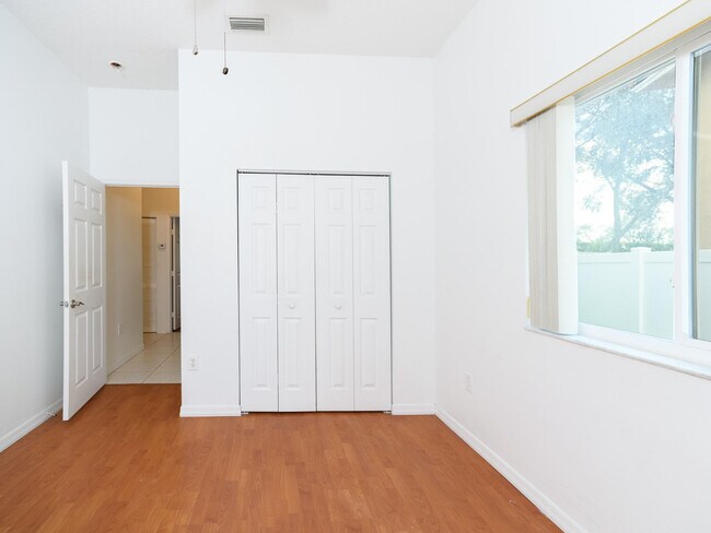 Building Photo - 14186 SW 32nd St