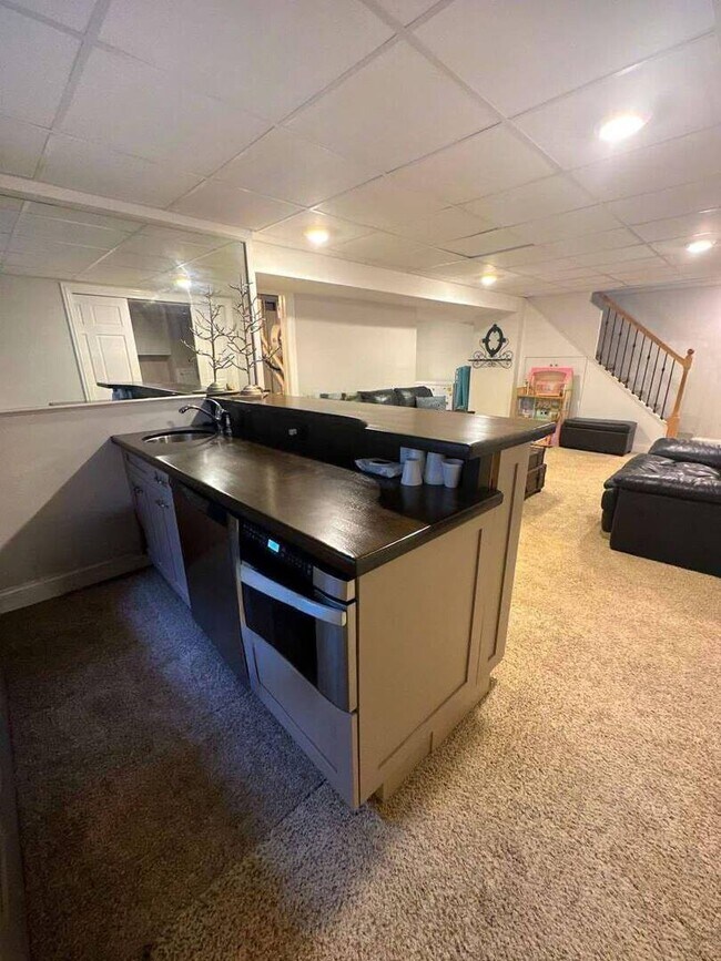 Building Photo - 304 Seafarer Dr