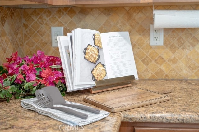 Building Photo - 52154 Rosewood Ln