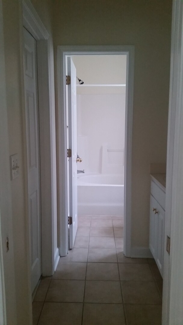 Building Photo - 108 Azalea Dr