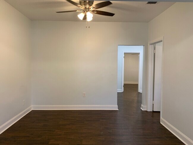 Building Photo - CHARMING KEY WEST HOME