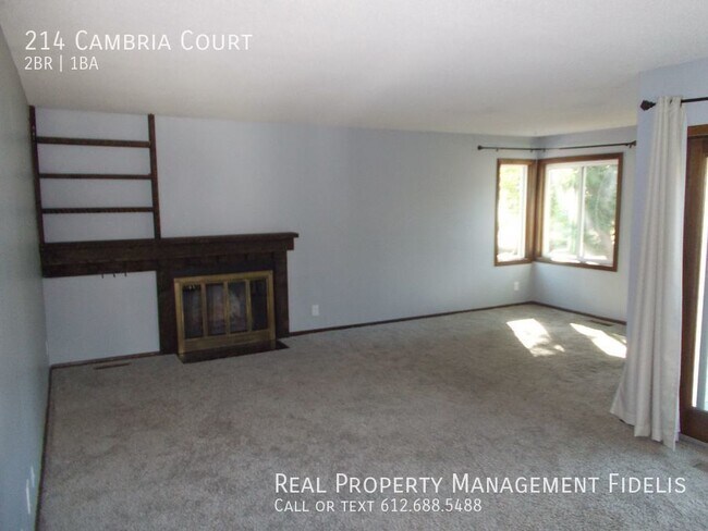 Building Photo - 2 Bedroom, 1 Bathroom Townhome in Woodbury