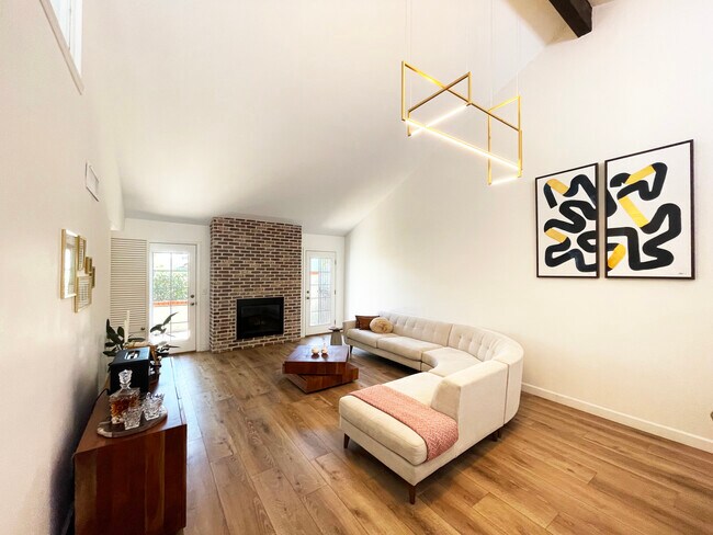 Building Photo - 5143 N 76th Pl
