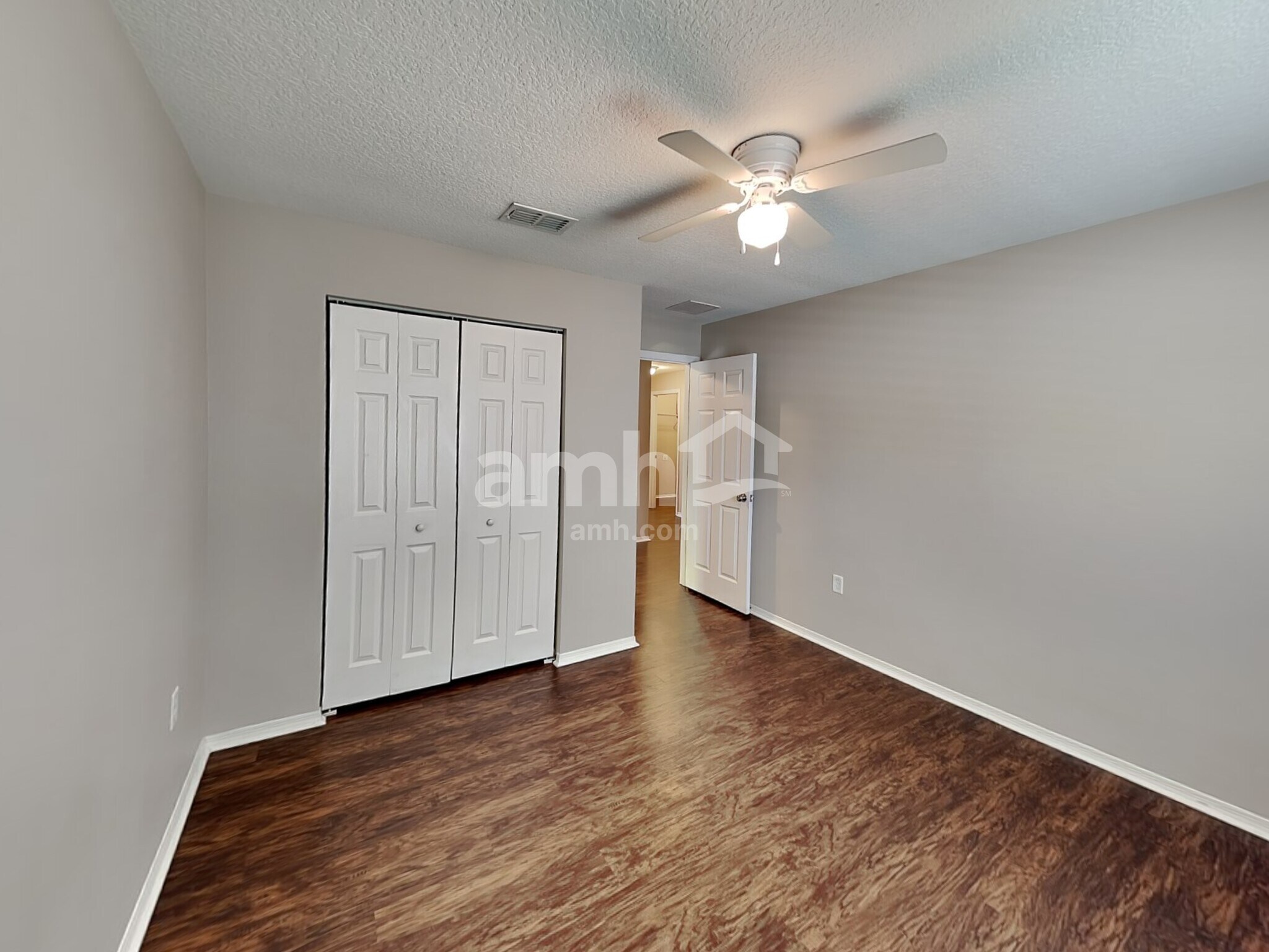 Building Photo - 7271 Wakeview Dr