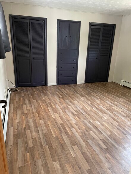 First floor bedroom with built ins - 224 1st St