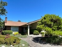 Building Photo - 266 Valley Oaks Dr