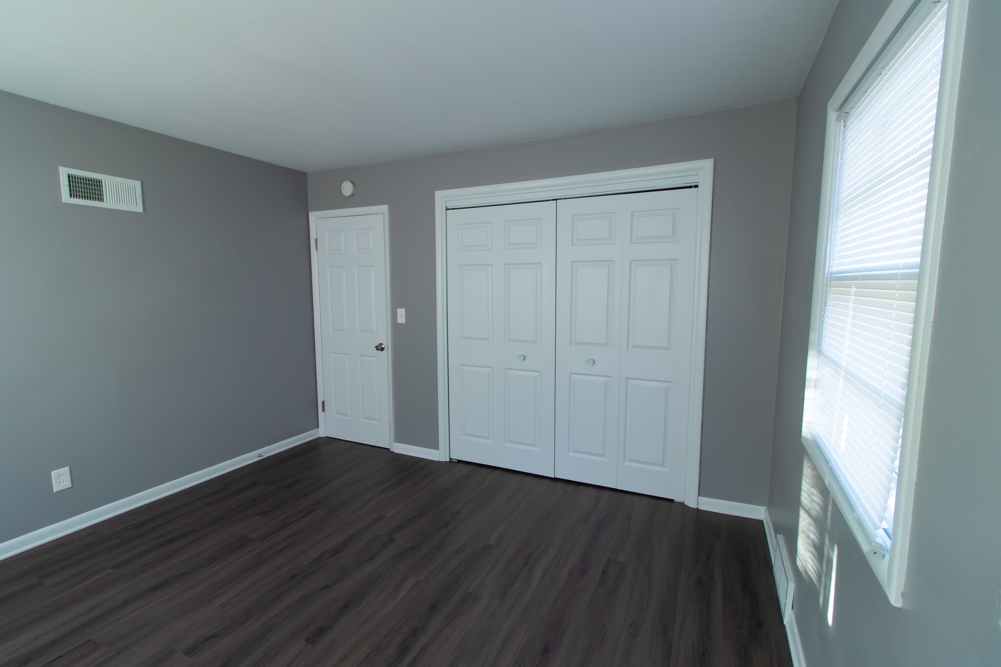 Front Bedroom - 2813 E G Ave