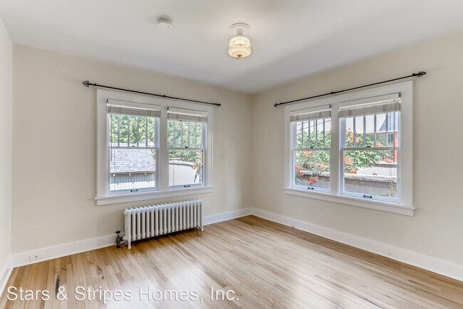 Building Photo - 3 br, 2 bath House - 1121 S. Downing Street