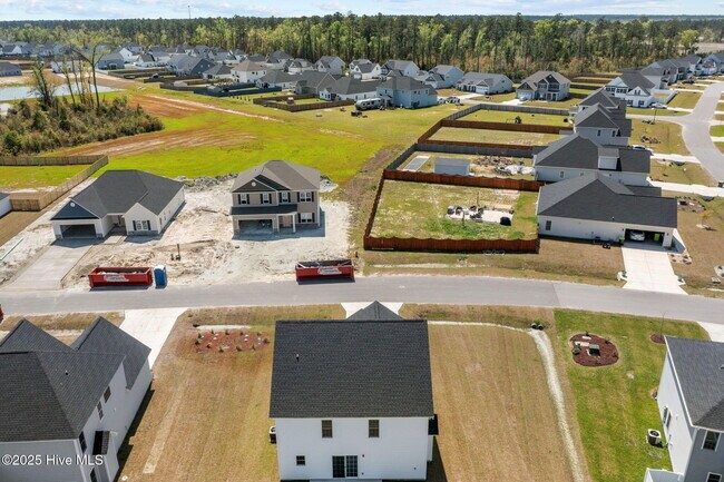 Building Photo - 358 N Ardsley Ln