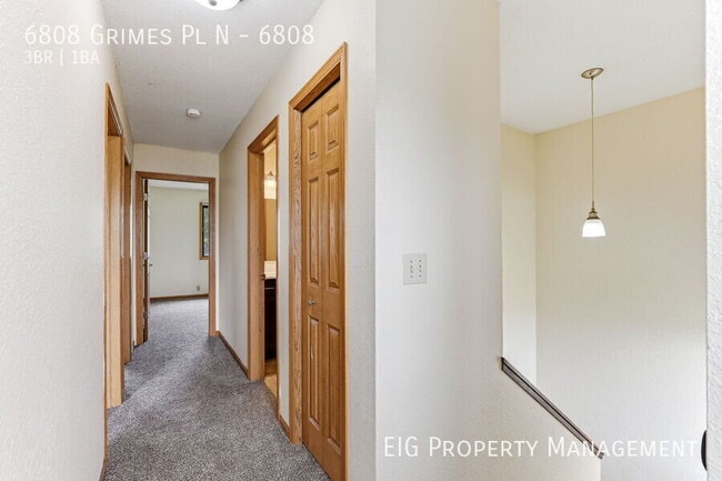 Building Photo - 6808 Grimes Pl N