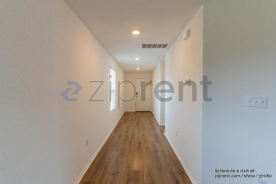 Building Photo - 17804 Willacy Cv