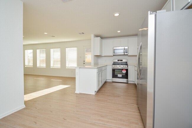 Building Photo - 26811 Urraca Dr