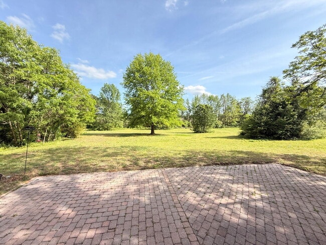 Building Photo - 138 Gayden Dr