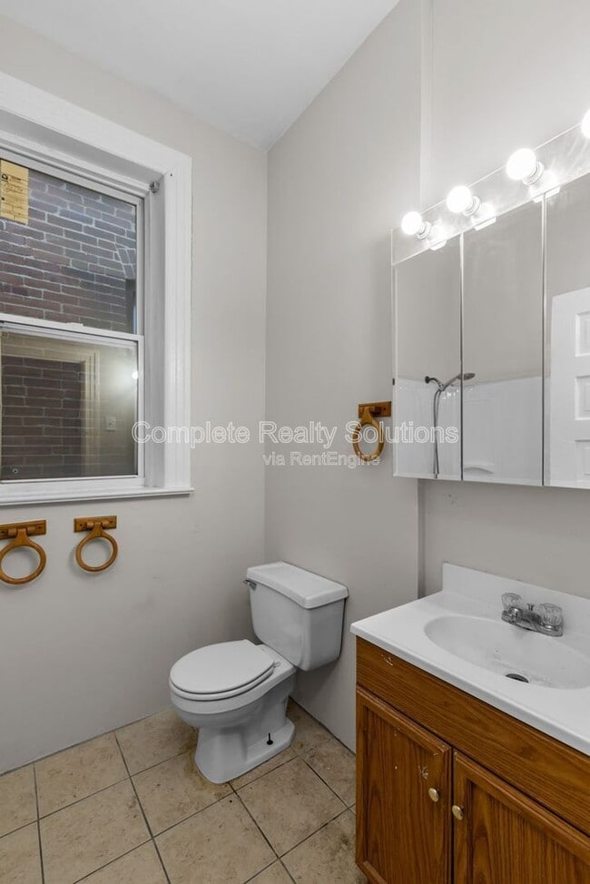 Building Photo - 2846 Wyoming St