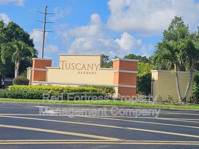 Building Photo - 6360 Aragon Way