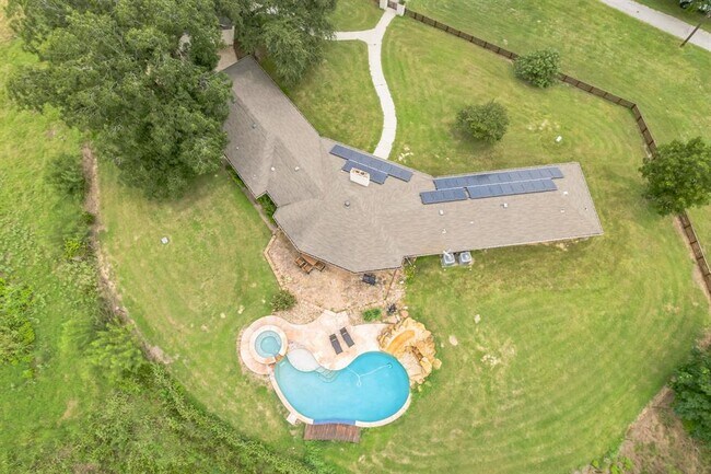 Building Photo - 520 Double Eagle Rnch Dr