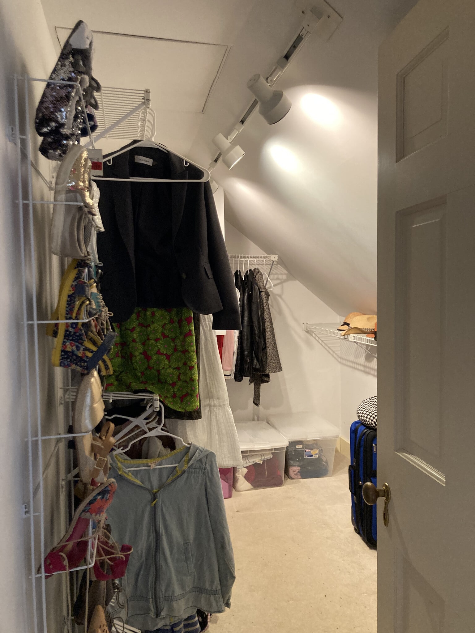 Building Photo - 129 Orvilton Dr