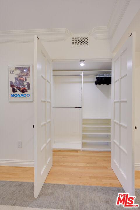 Building Photo - 1009 Carol Dr