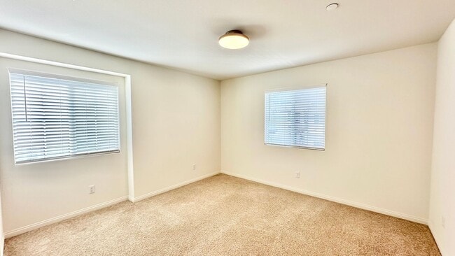 Building Photo - Beautiful Newer Construction Two-Story Home in Bonsall, Minutes to Everything!