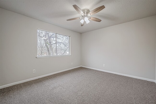 Building Photo - 4218 Bayglen Ct