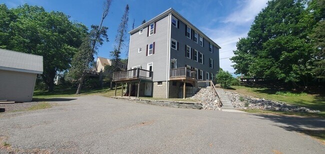 Building Photo - 86 Pinehurst Ave