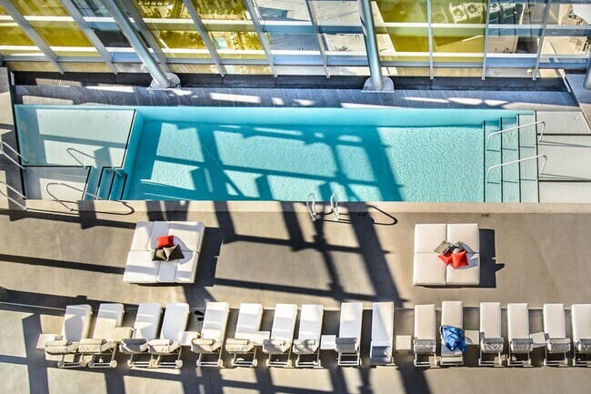 Building Photo - Wake Up to the Las Vegas Skyline – Premium 2-Bedroom Unit with Wall-to-Wall Windows