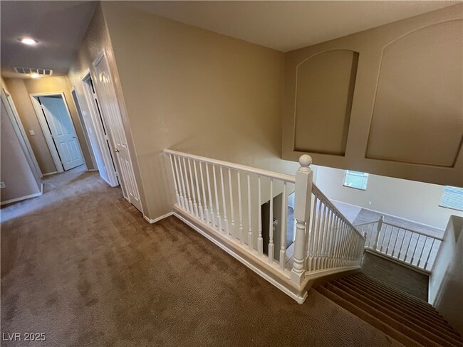 Building Photo - 4429 Rockaway Beach St