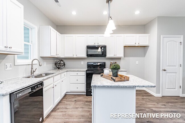 Primary Photo - 3 Bedroom Triplex in Smithfield!