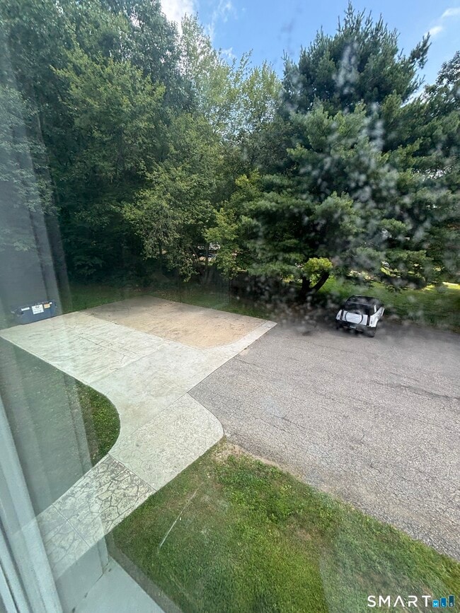 Building Photo - 103 Hebron Rd