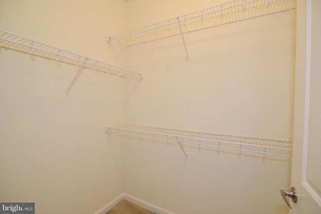Building Photo - 4209 Ridge Top Rd